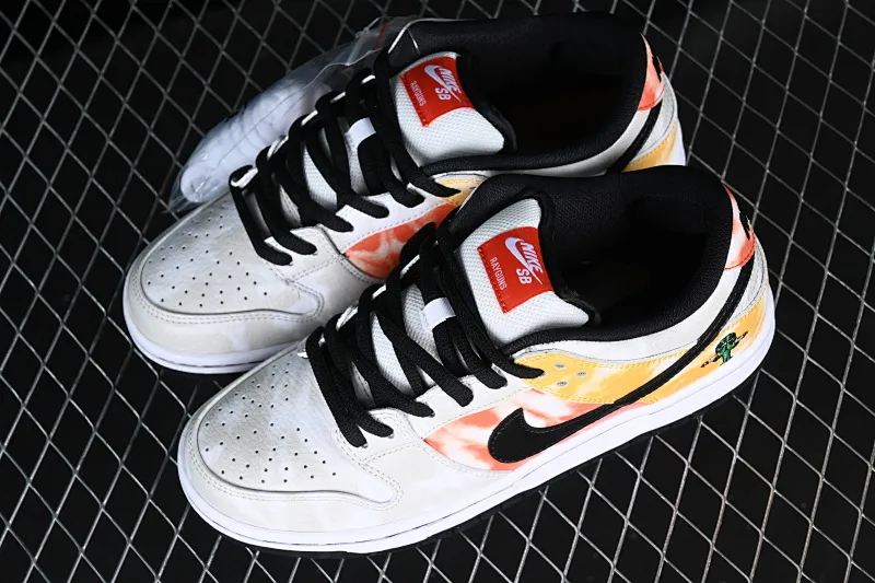 All categories Nk SB Dunk series Nk SB Dunk Low low-top sneakers Nk SB Dunk Low "Raygun" alien embroidery SB smashed backboard fashion casual sneakers BQ6832-101